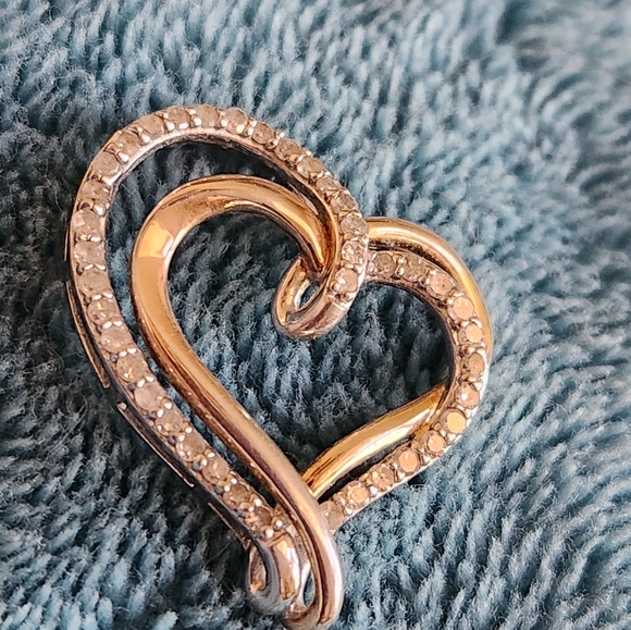 Diamond Heart Pendant - Picture 7 of 7